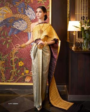 ชุดไทยเจ้าสาว ชุดไทยจักรพรรดิ์ เช่าที่แบมบี้ เวดดิ้ง ห้วยขวาง